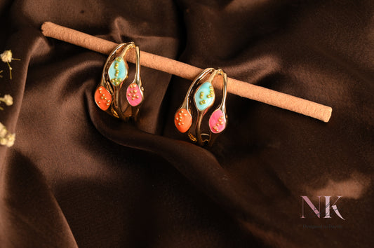 Enamel Bloom Statement Dangler
