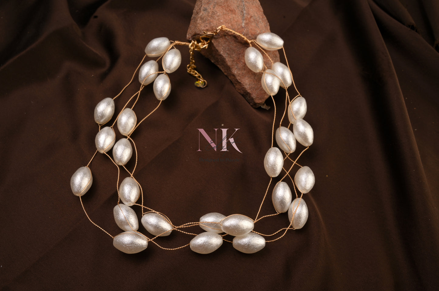 Lustrous Elegance Multi-Layer Pearl Neckline