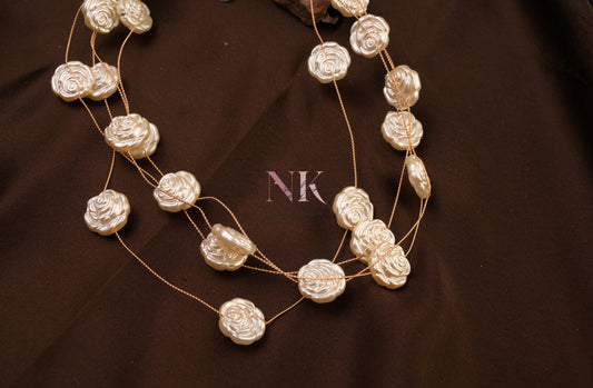 Rose Pearl Elegance Neckline