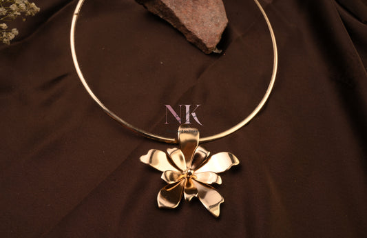 Petal Shine Statement Ring & Neckline Set