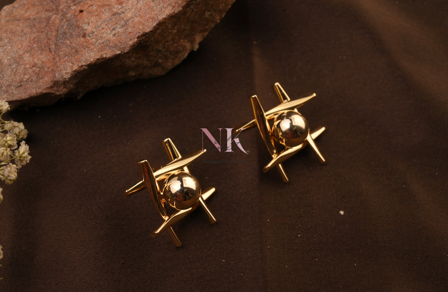 Golden Nova Studs