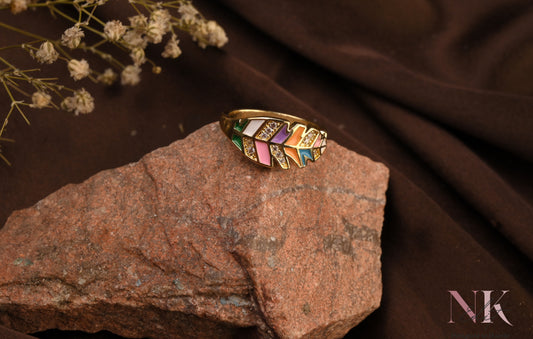 Color Chic Leaf Ring