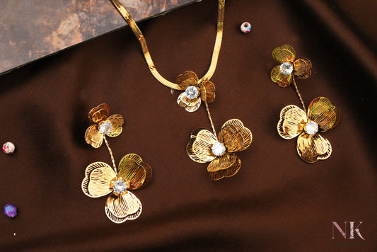 Golden Mesh Flower Crystal Neckline & Studs Set