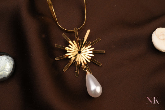 Golden Radiance Pearl Drop Neckline