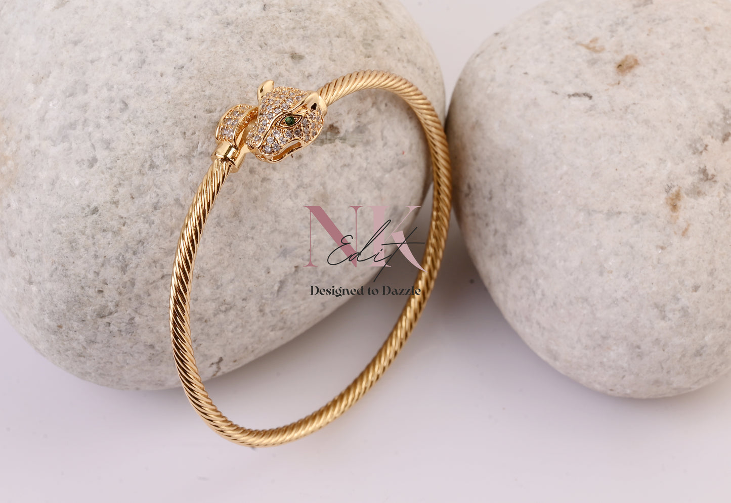 Majestic Panther Head Gold Bracelet