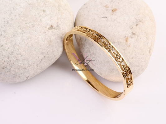 Golden Leaf Carved Elegance Bangle
