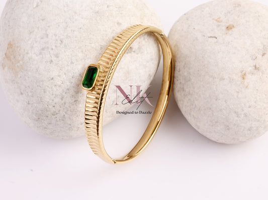 Green Textured Gold Bracelet