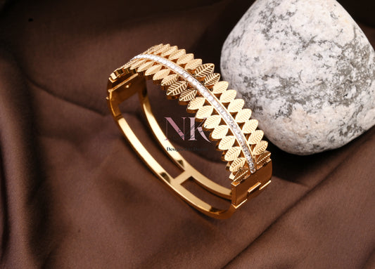 Golden Leaf Bracelet