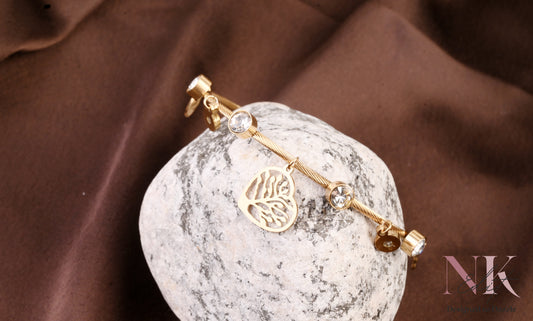 Charm Leaf Bracelet