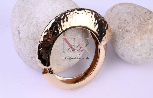 Hammered Glow Statement Bracelet