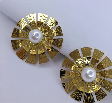 Golden Radiance Pearl Bloom Studs