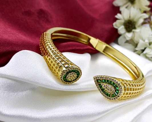 Emerald Majesty Gold-Toned Open Bangle