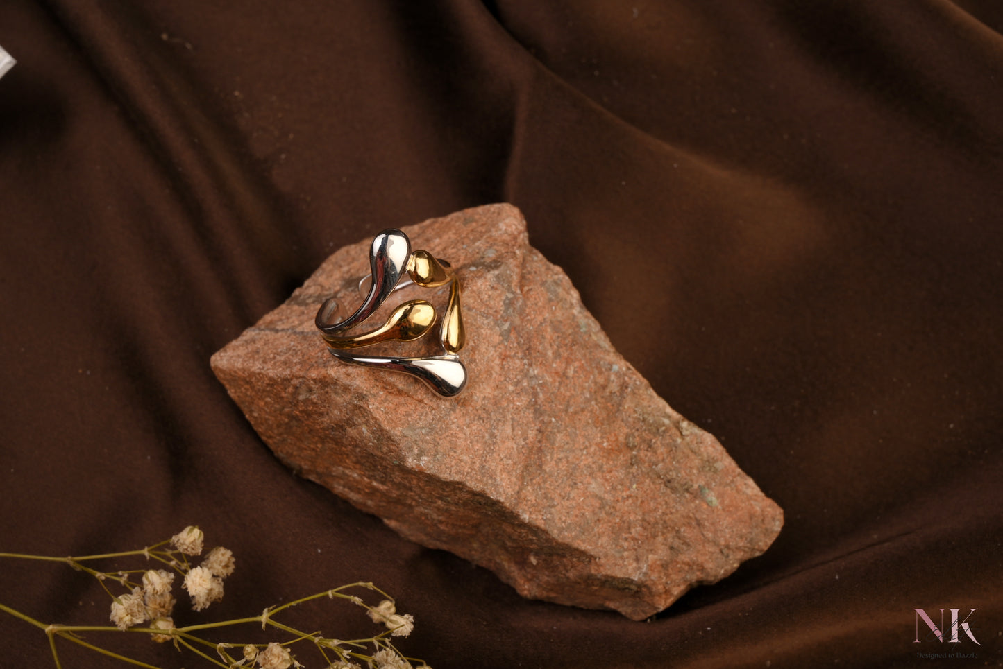 Dual Tone Wave Ring