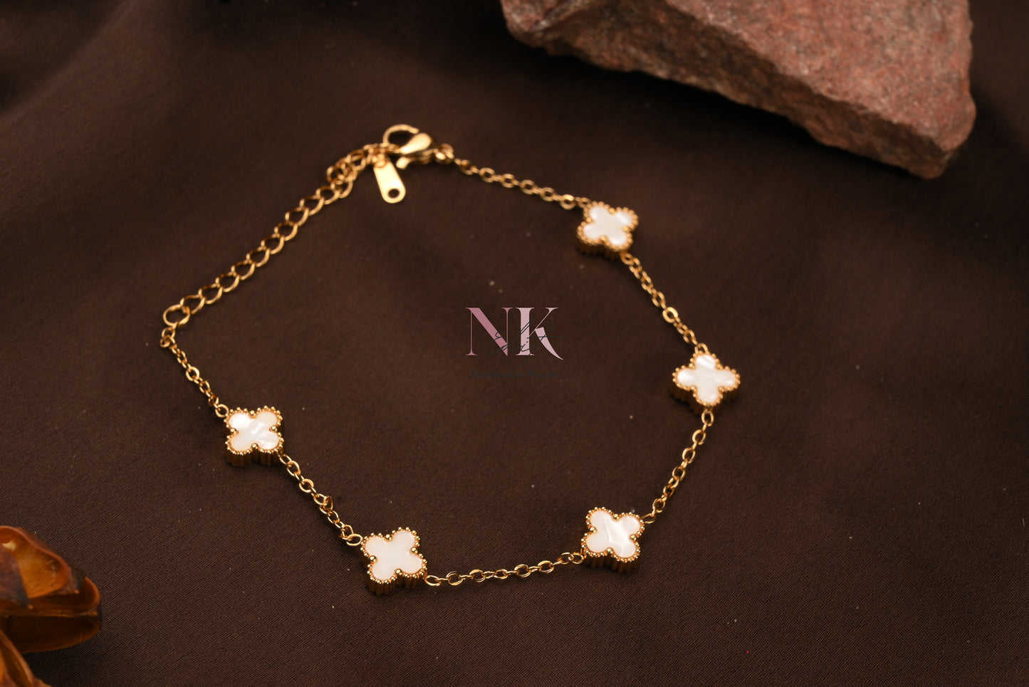 White Clover Charm Chain Bracelet