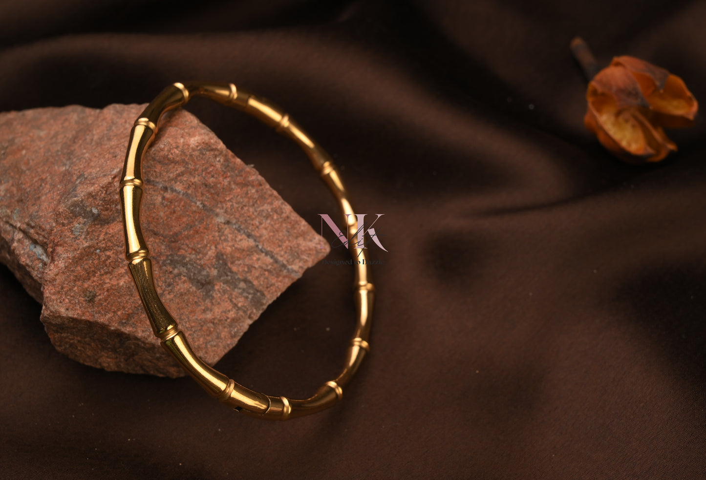 Classic Bamboo Sleek Style Gold Bracelet