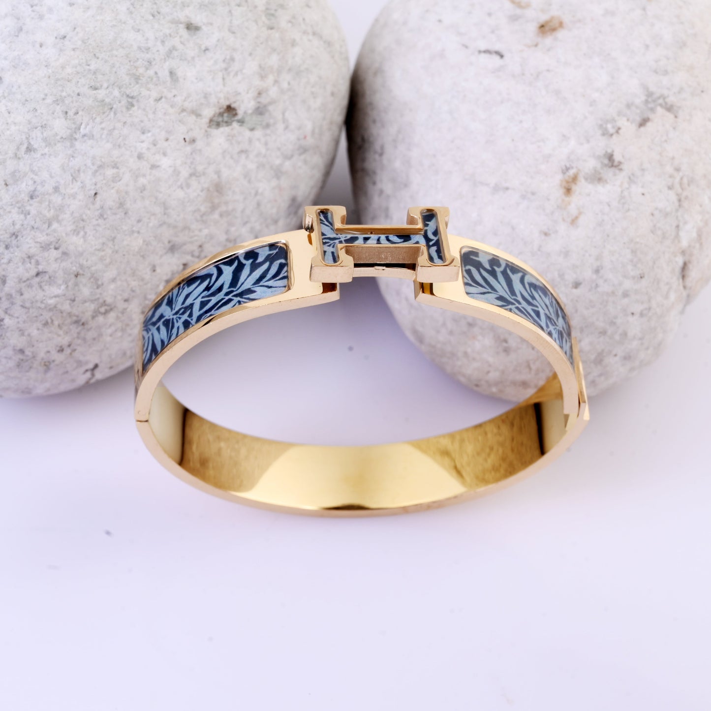 Golden Enamel Leaf Bangle