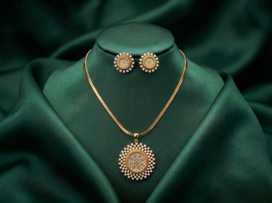White Oval Thewa set with White Beads